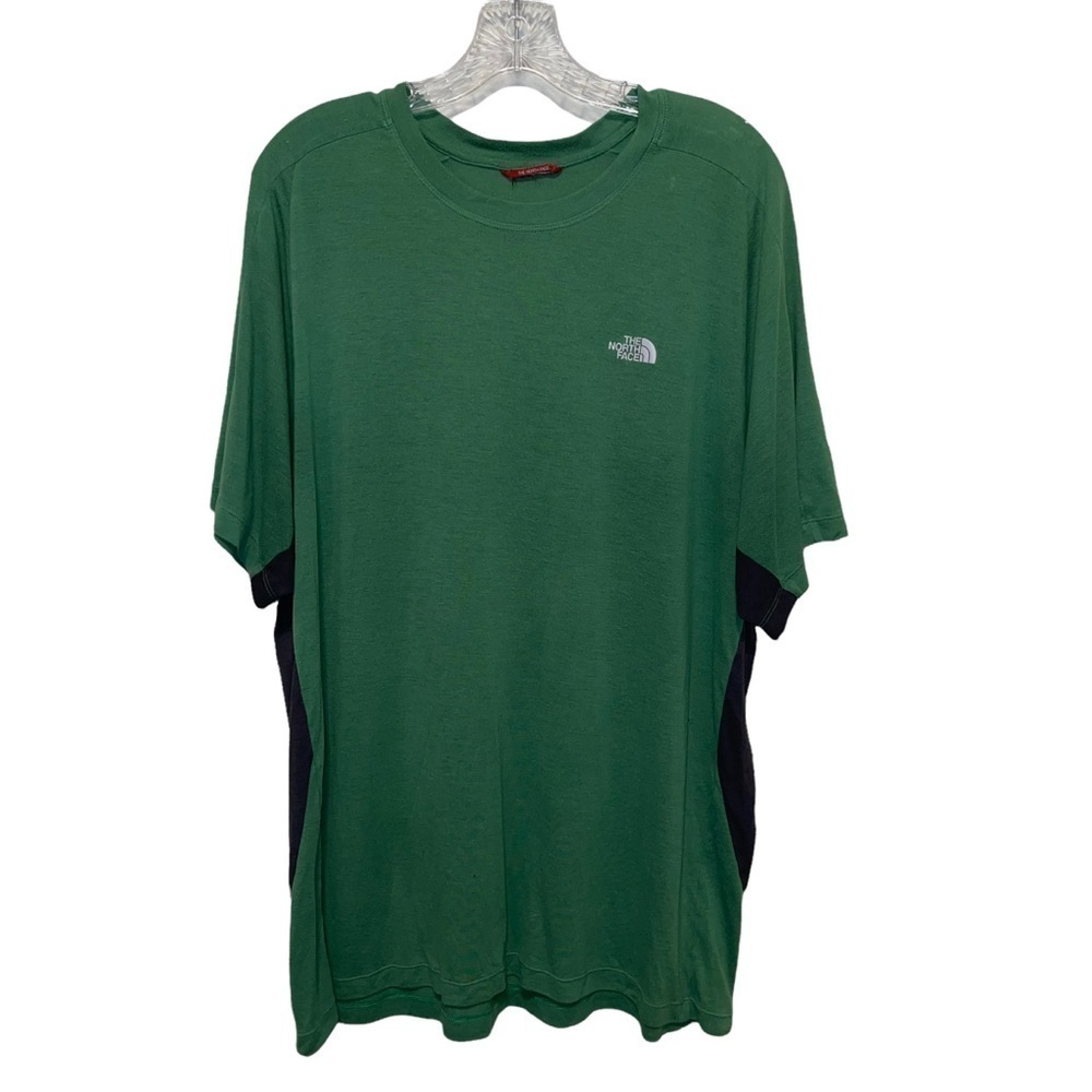 The North Face Man T-shirt Size XL